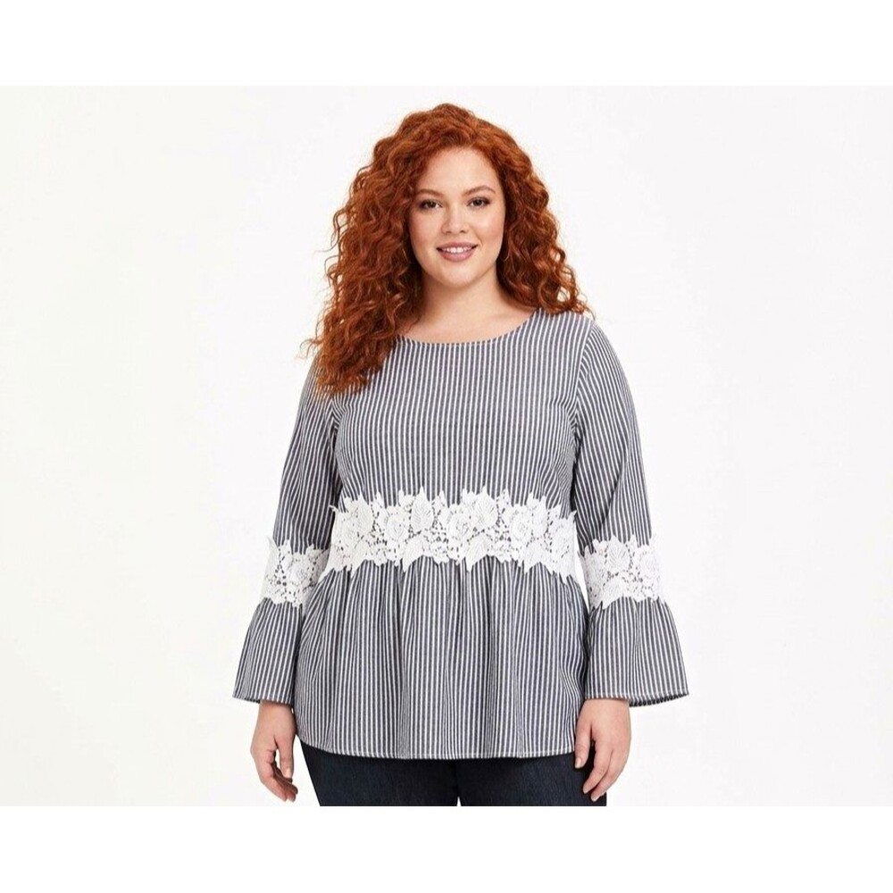 SUZANNE BETRO Women's Top 3X Gray Striped Bell Sl White Lace Trim Babydoll Boho